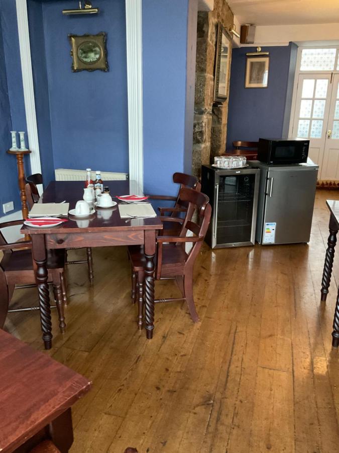 No 52 Bed And Breakfast Helston Bagian luar foto