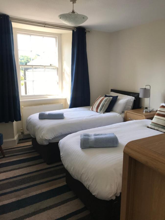 No 52 Bed And Breakfast Helston Bagian luar foto
